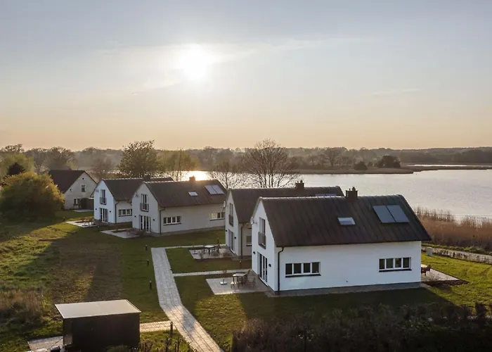 Neukamp 17e Robbenhuette *